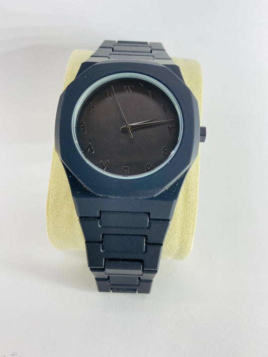 Black Arabic Aura Watch